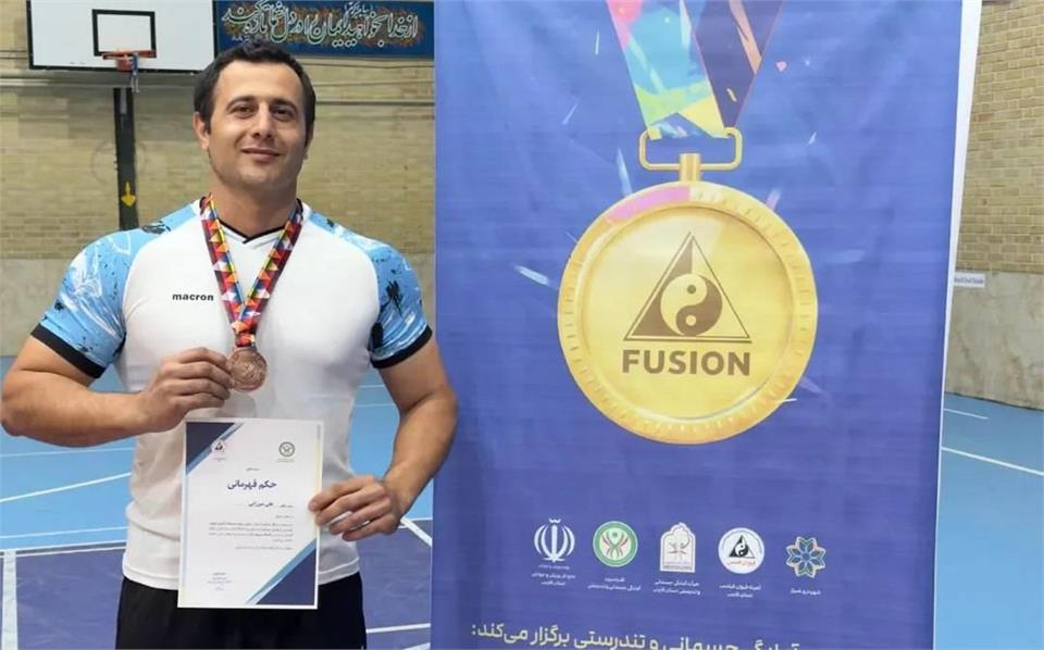 درخشش هرمزگان در مسابقات کشوری فیوژن فیتنس؛علی میرزایی سوم شد