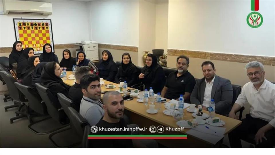 نشست هم اندیشی داوران مسابقات کشوری آمادگی جسمانی  شرکت ایمیدرو